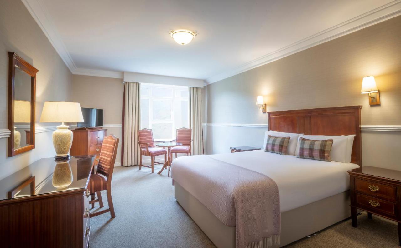 Court Yard Hotel Leixlip Exterior photo