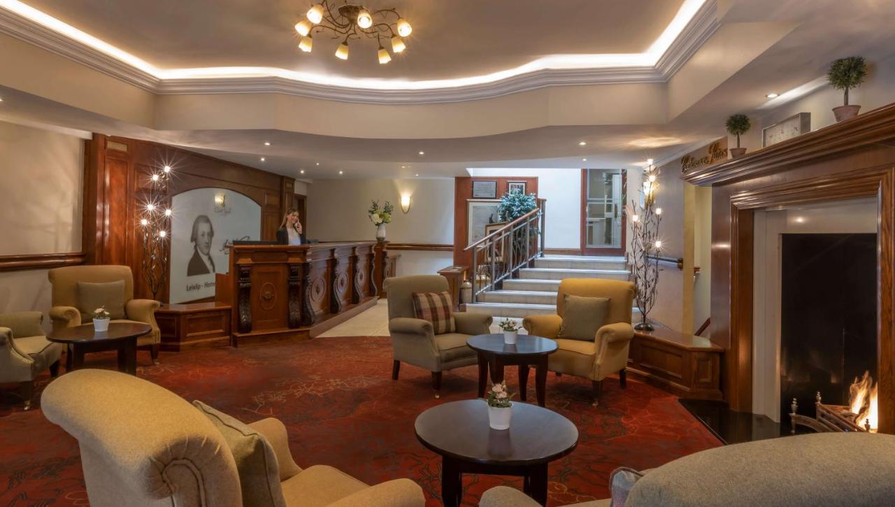 Court Yard Hotel Leixlip Exterior photo